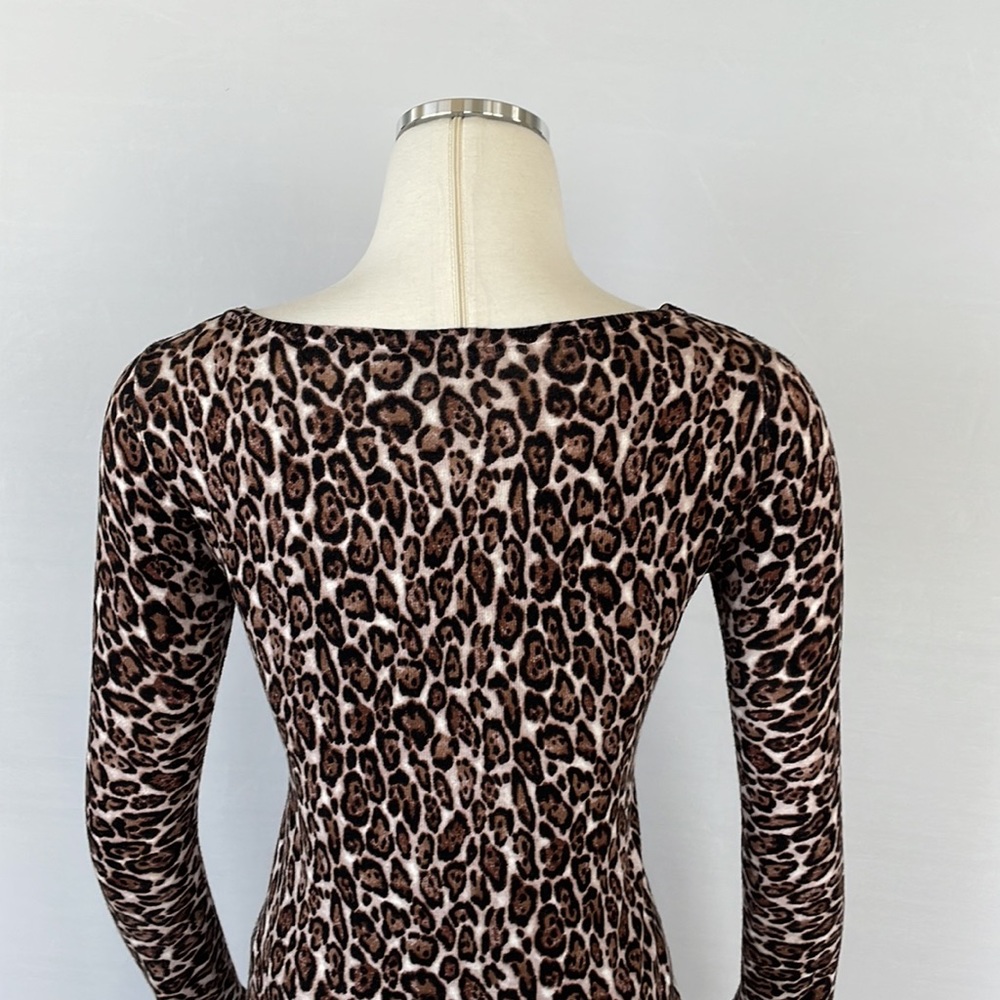WHBM Leopard Sweater Size X Small - Picture 8 of 8
